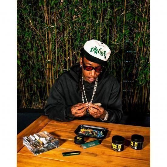 Khalifa カリファ Rolling Papers by Wiz Khalifa ペーパー
