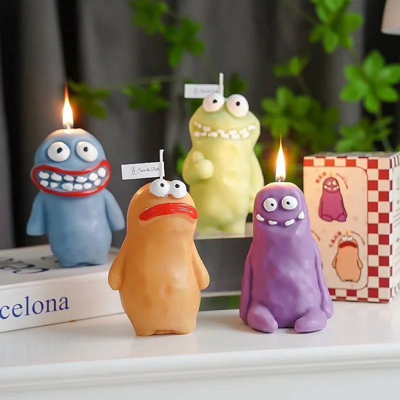 Handmade Funny Monster Shaped Smoke Free Scented Candle 消臭キャンドル