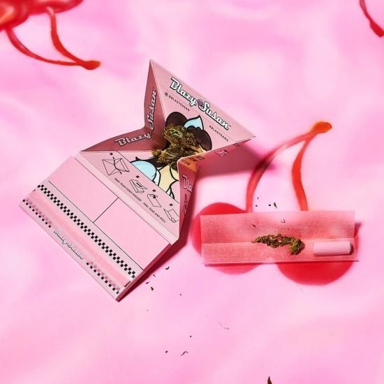 BLAZY SUSAN ブレイジースーザン DELUXE Rolling Paper+Tip Kit ペーパー+チップ+トレイ