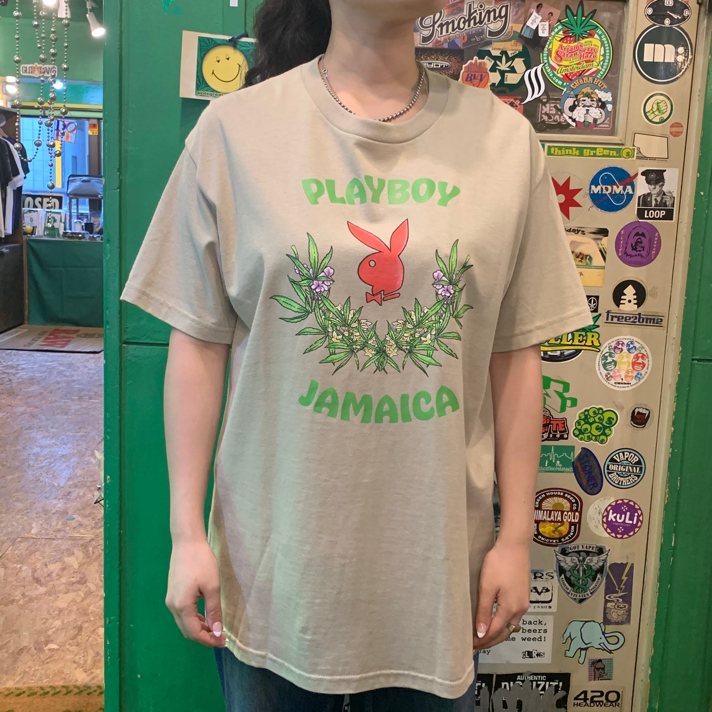 COLOR BARS カラーバーズx PLAY BOY プレイボーイ Jamaica Core Logo Tee Tシャツ サンド