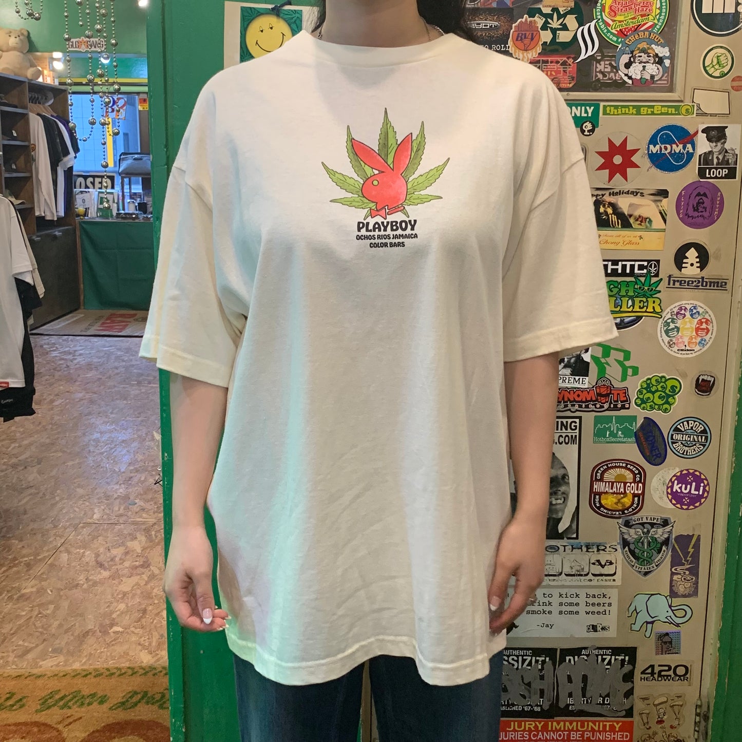 COLOR BARS カラーバーズ x PLAY BOY プレイボーイJamaica Spade Tee Tシャツ クリーム