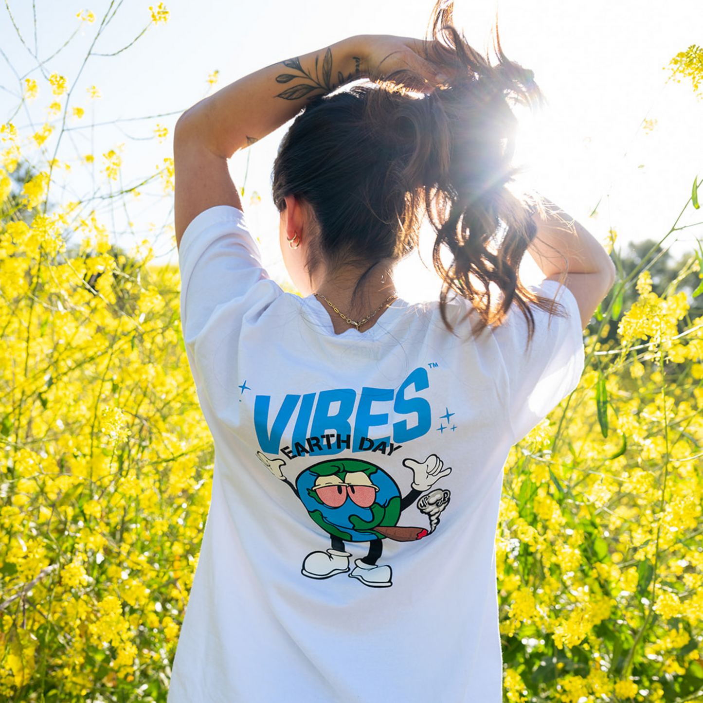 VIBES バイブス EARTH DAY T-SHIRT Tシャツ
